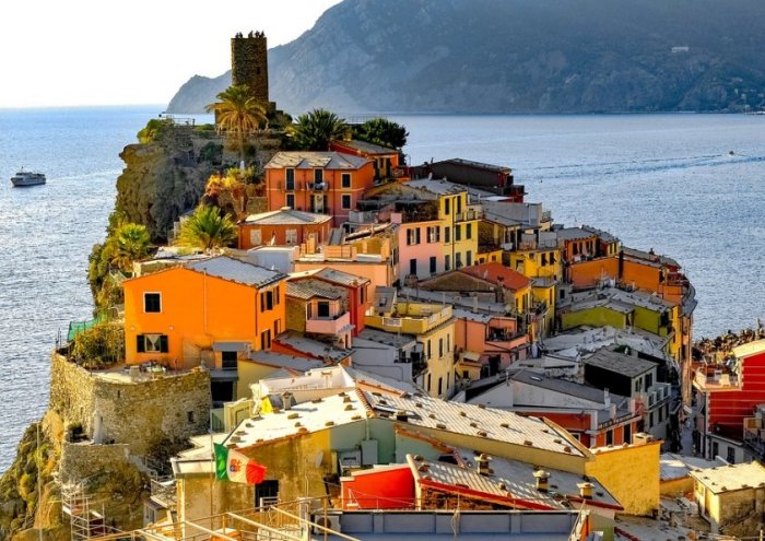 Cinque Terre Vernazza Village Mediterranean Coast